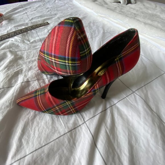 Holiday Red Plaid 4" Heel Shoes Size 9 EUC - Picture 6 of 14